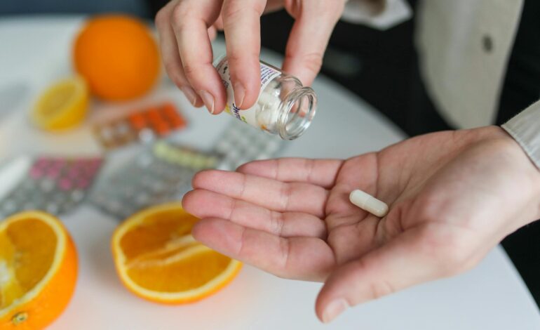 Vitamine: Essentielle Mikronährstoffe – Wirkung, Aufnahme, Mythen und Qualitätsmerkmale